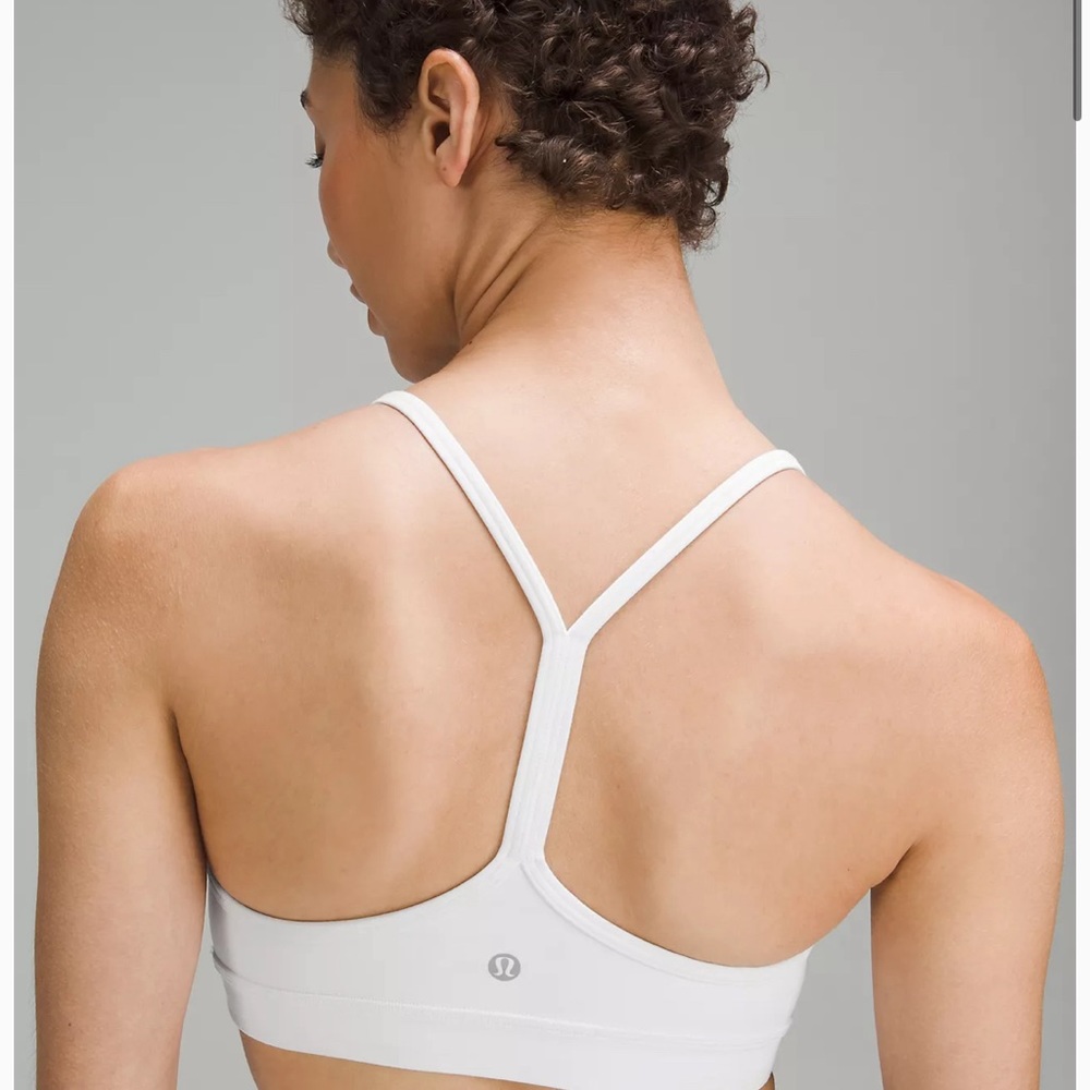 LULULEMON Flow Y Bra Nulu Light Support White